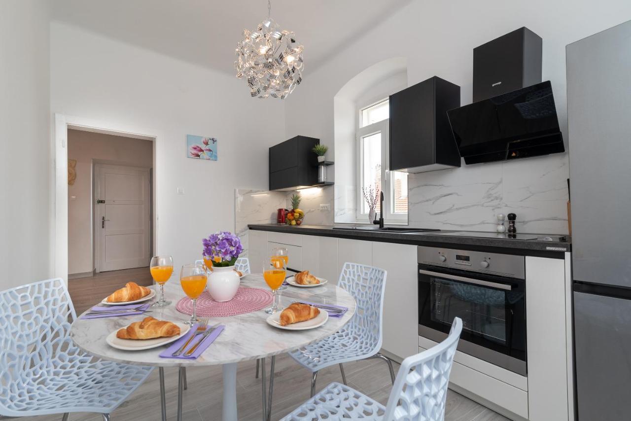 Apartment Silvia Trogir Exteriér fotografie